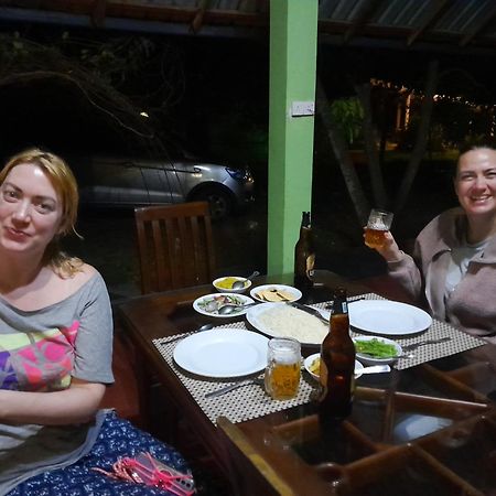 Serenity Lake Resort Yala Тисамахарама Екстериор снимка
