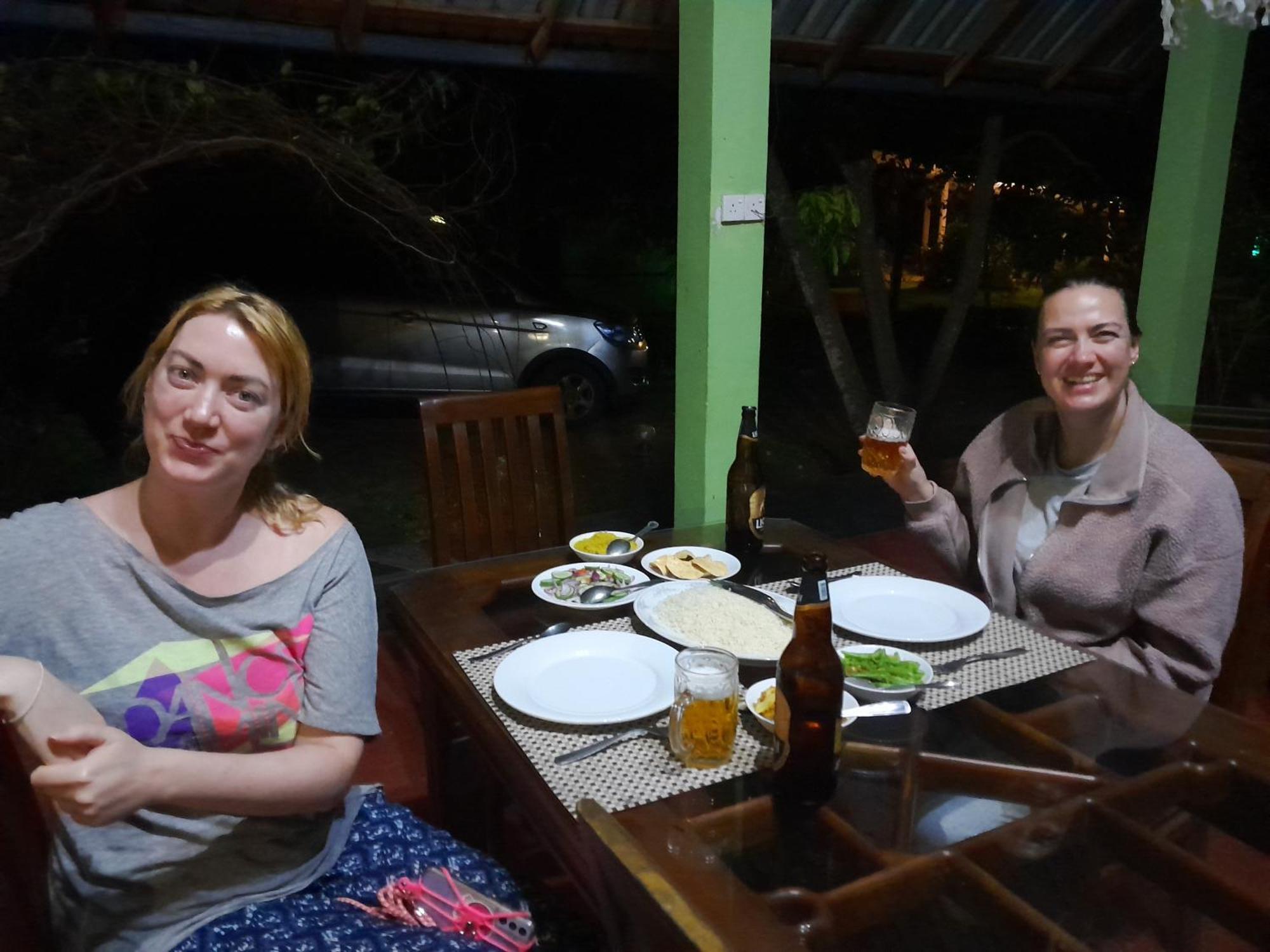 Serenity Lake Resort Yala Тисамахарама Екстериор снимка